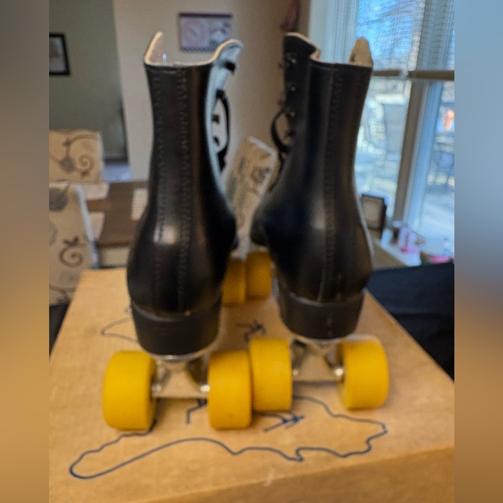 Vintage Black Pacer Brand Mens Size 9 Roller Skates - Picture 9 of 14